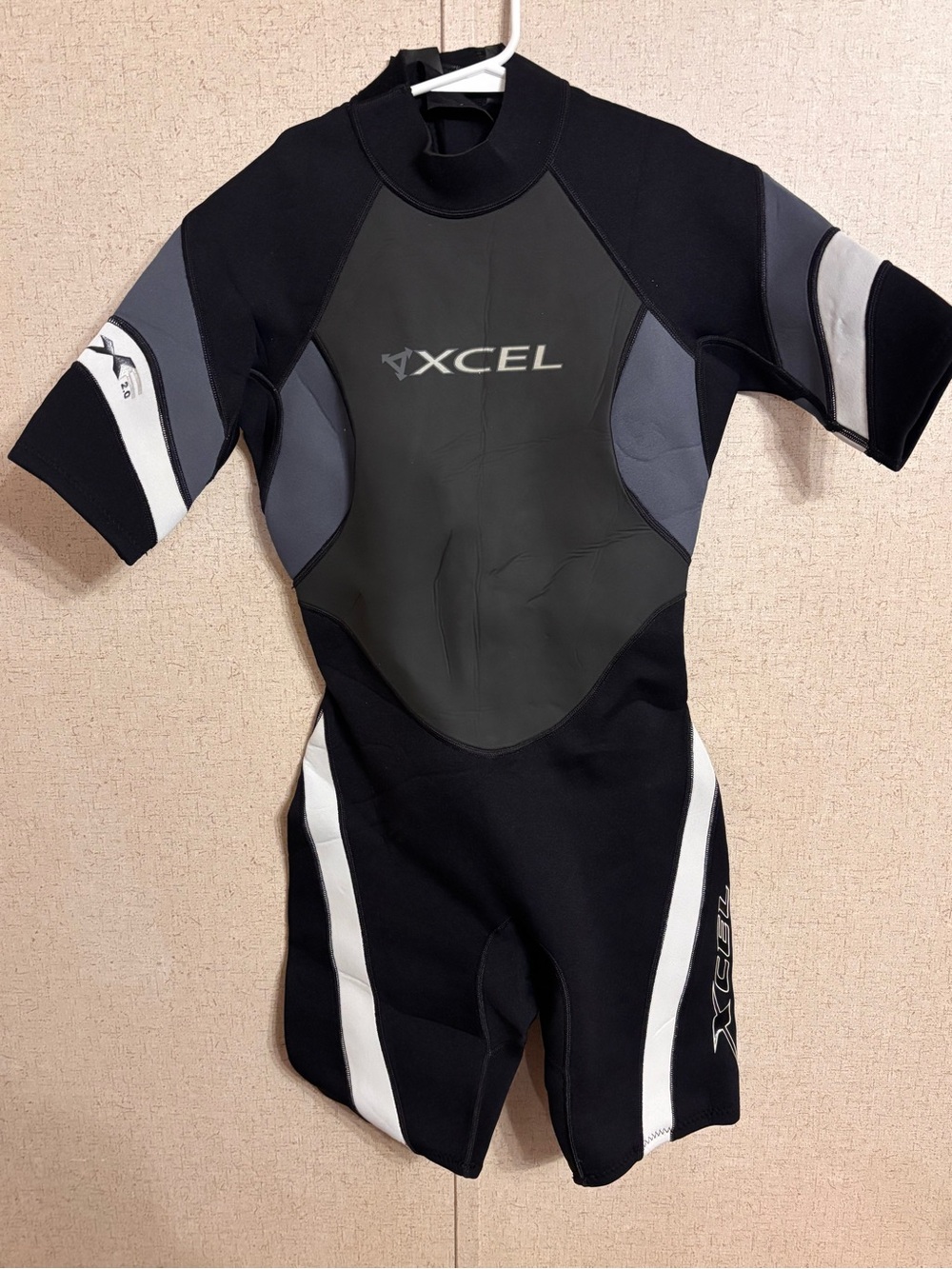 XCEL Women Black Wetsuit Jacket - Size 8